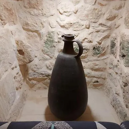 Charming House Of Character With Pool And Jacuzzi Qala