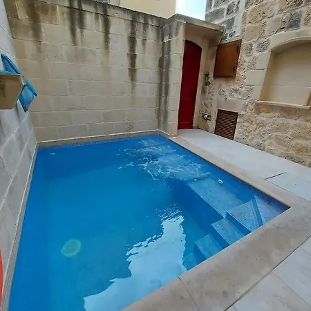 Charming House Of Character With Pool And Jacuzzi Villa Qala