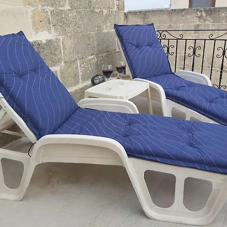 Charming House Of Character With Pool And Jacuzzi Qala