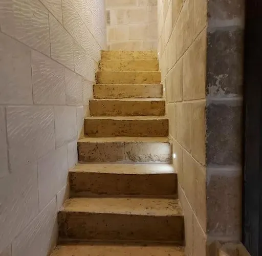 Charming House Of Character With Pool And Jacuzzi * Qala