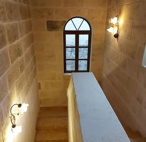 Charming House Of Character With Pool And Jacuzzi Villa Qala