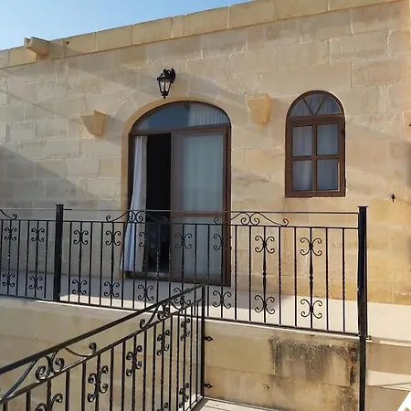 Charming House Of Character With Pool And Jacuzzi Villa *